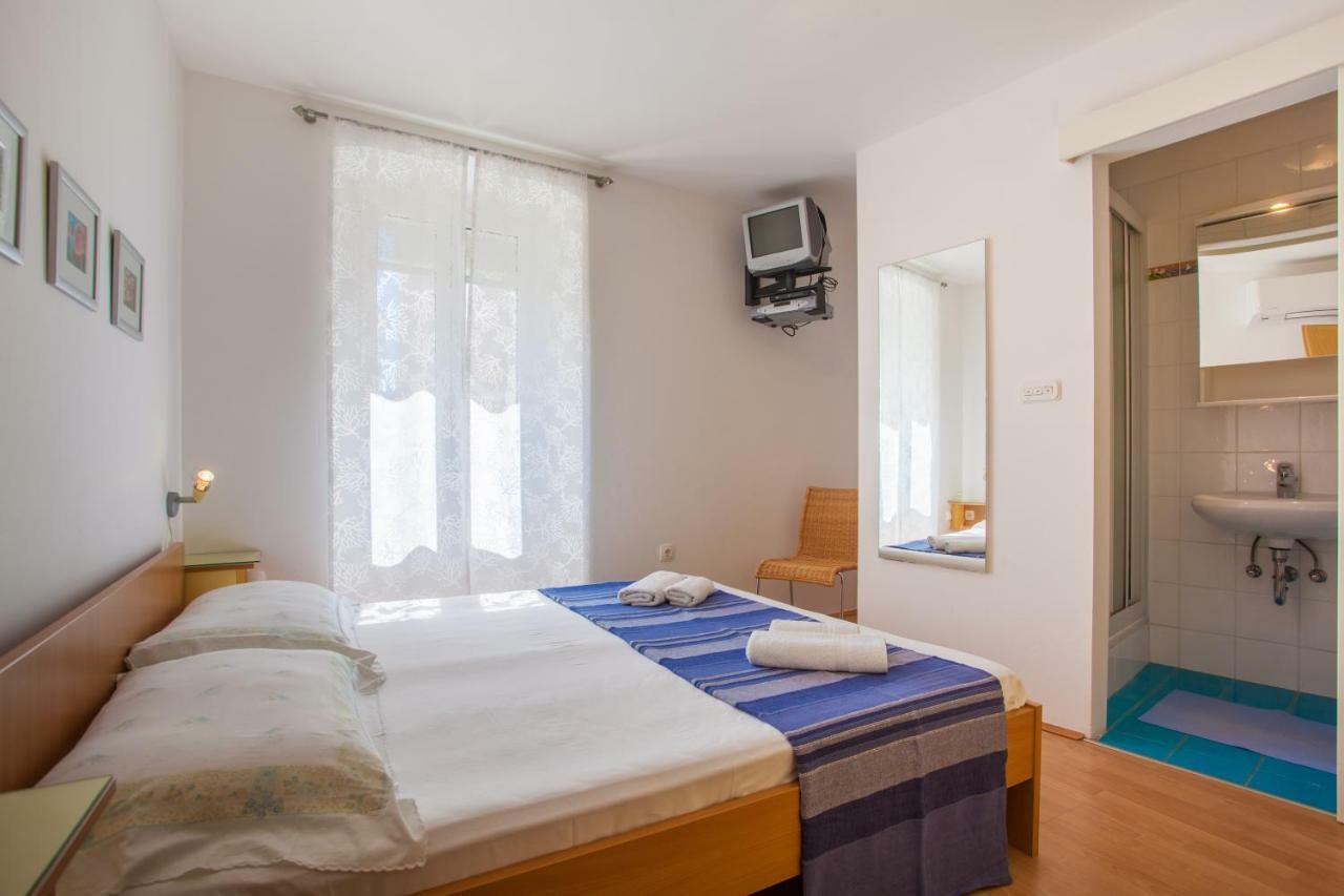 Hotel Sobe Ferlora Cres Exterior foto